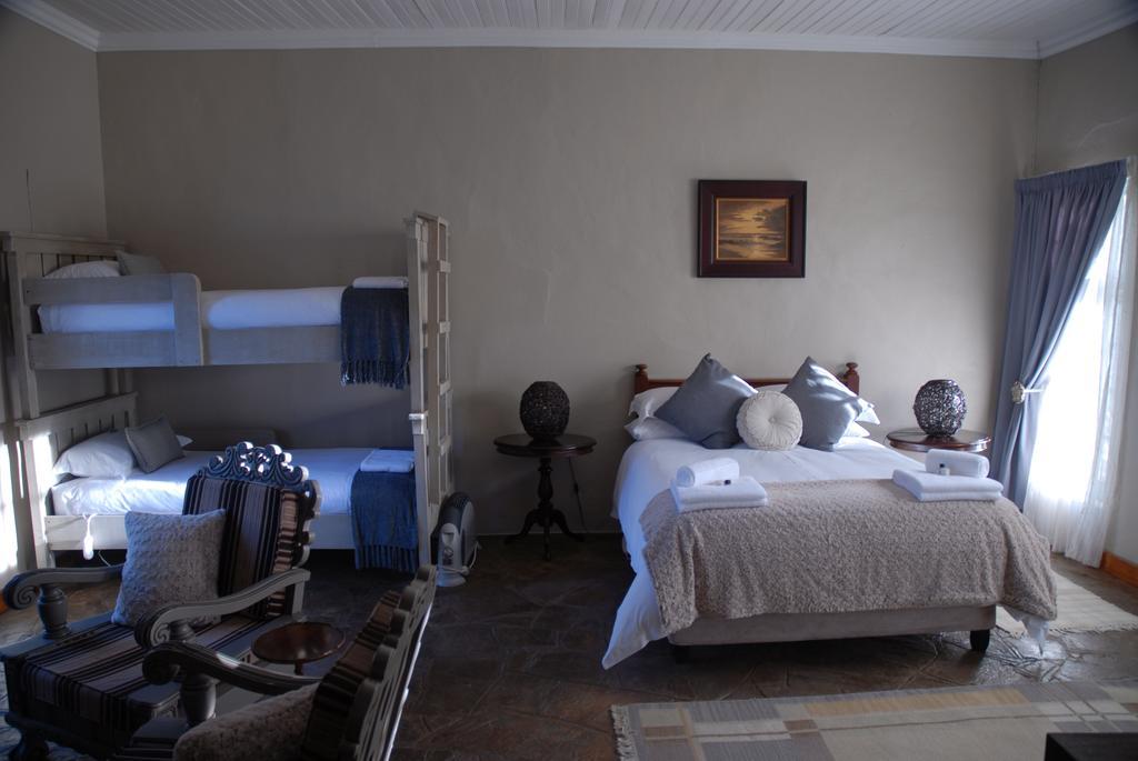 Moonlight Manor Hotel Victoria West Ngoại thất bức ảnh